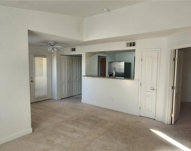 5055 Hacienda Avenue - Photo Thumbnail 6