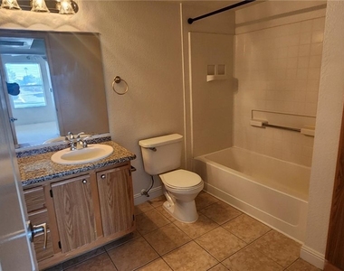 5055 Hacienda Avenue - Photo Thumbnail 15