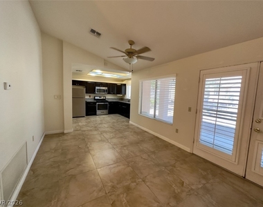 2519 Sungold Drive - Photo Thumbnail 4