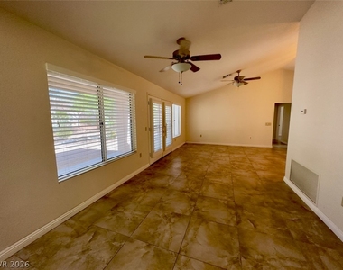 2519 Sungold Drive - Photo Thumbnail 7