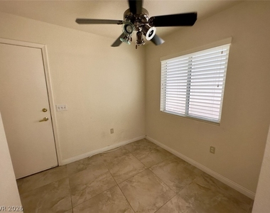 2519 Sungold Drive - Photo Thumbnail 6
