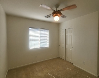 560 Playa Linda Place - Photo Thumbnail 9
