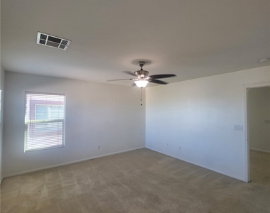 560 Playa Linda Place - Photo Thumbnail 6