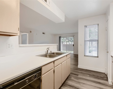 1150 N Buffalo Drive - Photo Thumbnail 13