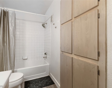1150 N Buffalo Drive - Photo Thumbnail 18