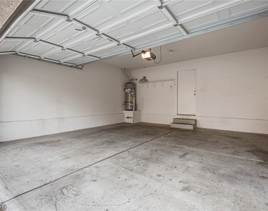 8319 Fort Hallock Avenue - Photo Thumbnail 16