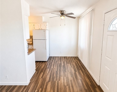 412 W Monroe Avenue - Photo Thumbnail 4