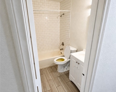 412 W Monroe Avenue - Photo Thumbnail 7