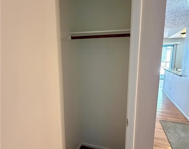 1575 W Warm Springs Road - Photo Thumbnail 22