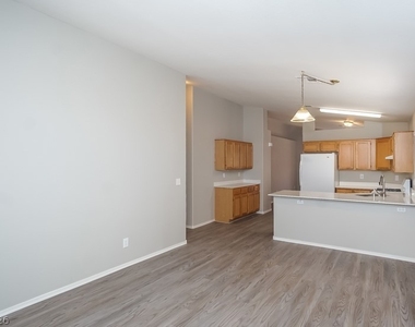 3138 Sierra Ridge Drive - Photo Thumbnail 6