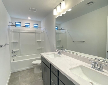 8462 Hawks View Street - Photo Thumbnail 18
