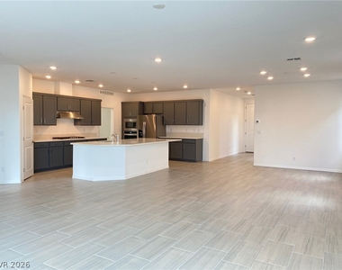 8462 Hawks View Street - Photo Thumbnail 6