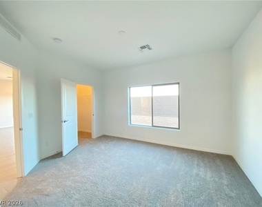 8462 Hawks View Street - Photo Thumbnail 14