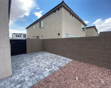 8462 Hawks View Street - Photo Thumbnail 28