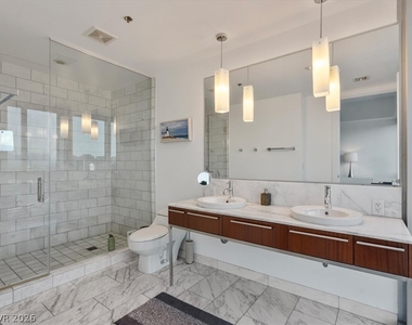 4471 Dean Martin Drive - Photo Thumbnail 20
