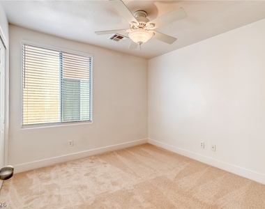 916 Shining Rose Place - Photo Thumbnail 37