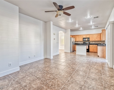 916 Shining Rose Place - Photo Thumbnail 7