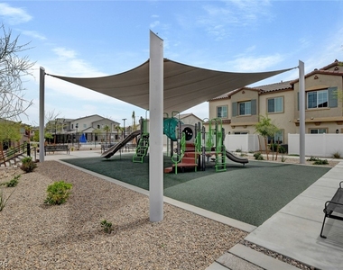 275 Callen Falls Avenue - Photo Thumbnail 32