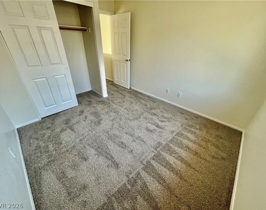 8233 Strawberry Spring Street - Photo Thumbnail 7