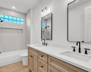 11468 Snow Creek Avenue - Photo Thumbnail 50