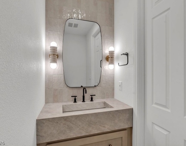 11468 Snow Creek Avenue - Photo Thumbnail 25