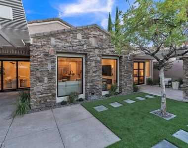 11468 Snow Creek Avenue - Photo Thumbnail 11