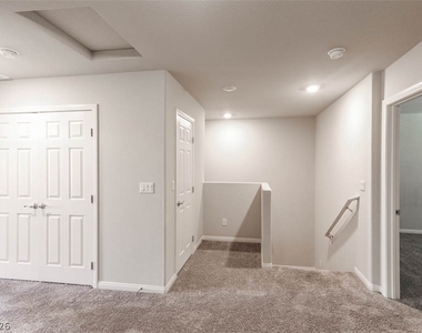 7416 Sunray Point Street - Photo Thumbnail 17