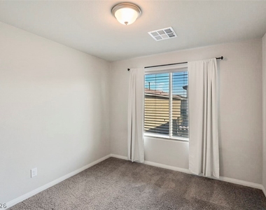 7416 Sunray Point Street - Photo Thumbnail 21