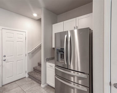 7416 Sunray Point Street - Photo Thumbnail 7