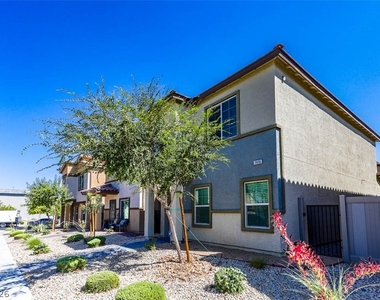 7416 Sunray Point Street - Photo Thumbnail 2