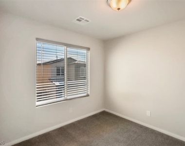 7416 Sunray Point Street - Photo Thumbnail 23