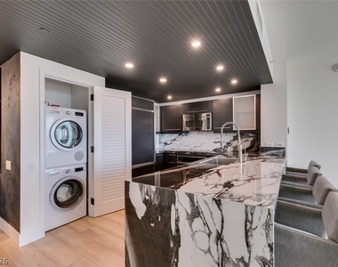 322 Karen Avenue - Photo Thumbnail 4