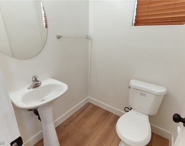 5870 Lustrous Court - Photo Thumbnail 12