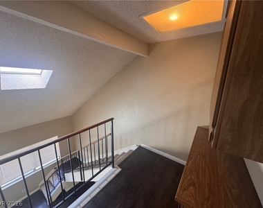 4446 Pureza Avenue - Photo Thumbnail 16