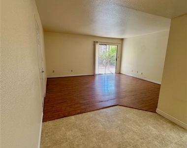 4470 Sandy River Drive - Photo Thumbnail 3