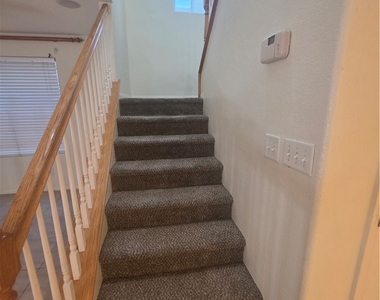 6485 Abbotsford House Court - Photo Thumbnail 12
