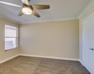 1150 N Buffalo Drive - Photo Thumbnail 33