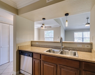 1150 N Buffalo Drive - Photo Thumbnail 28