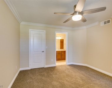 1150 N Buffalo Drive - Photo Thumbnail 35
