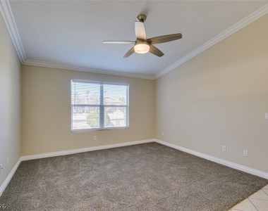1150 N Buffalo Drive - Photo Thumbnail 7