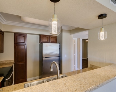 1150 N Buffalo Drive - Photo Thumbnail 23