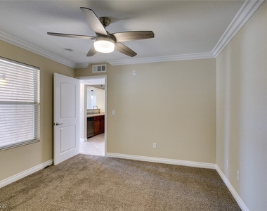 1150 N Buffalo Drive - Photo Thumbnail 30
