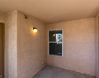 1150 N Buffalo Drive - Photo Thumbnail 38