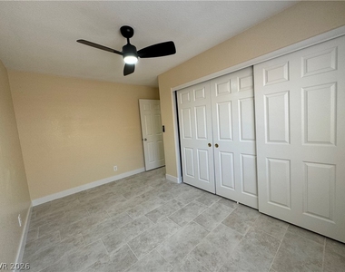 19 Sandwedge Drive - Photo Thumbnail 13
