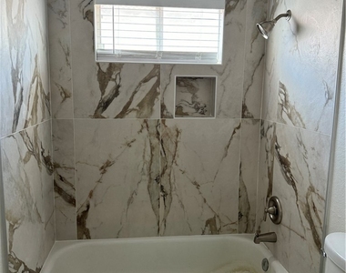 19 Sandwedge Drive - Photo Thumbnail 18