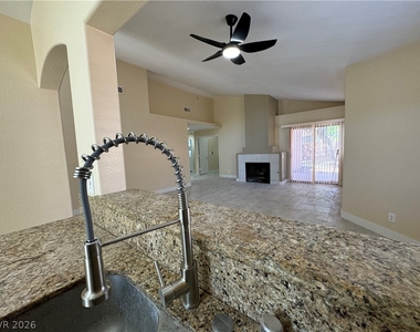 19 Sandwedge Drive - Photo Thumbnail 9