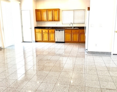 144 Temple Wood Court - Photo Thumbnail 23