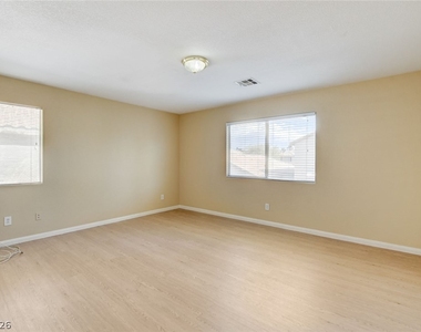 8541 Last Point Avenue - Photo Thumbnail 14