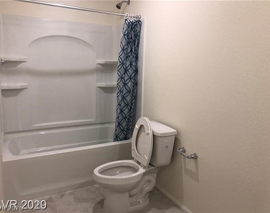 7576 Slipper Orchid Street - Photo Thumbnail 14