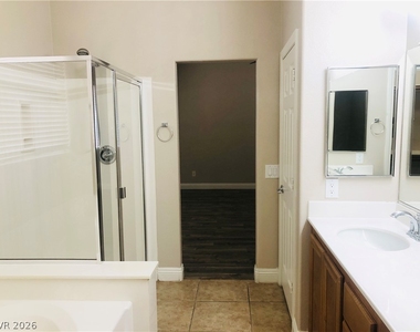 7606 Brambleberry Court - Photo Thumbnail 18
